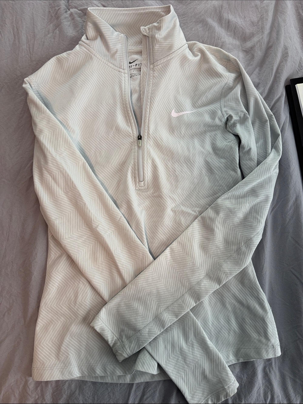Nike Light Gray Chevron 1/4 Zip Pullover